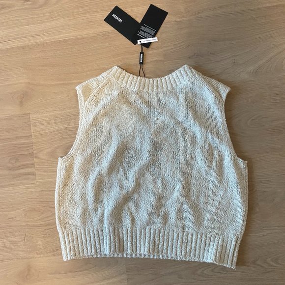 Weekday Beige Cropped Cotton Blend Knit Sweater Vest - Picture 7 of 7